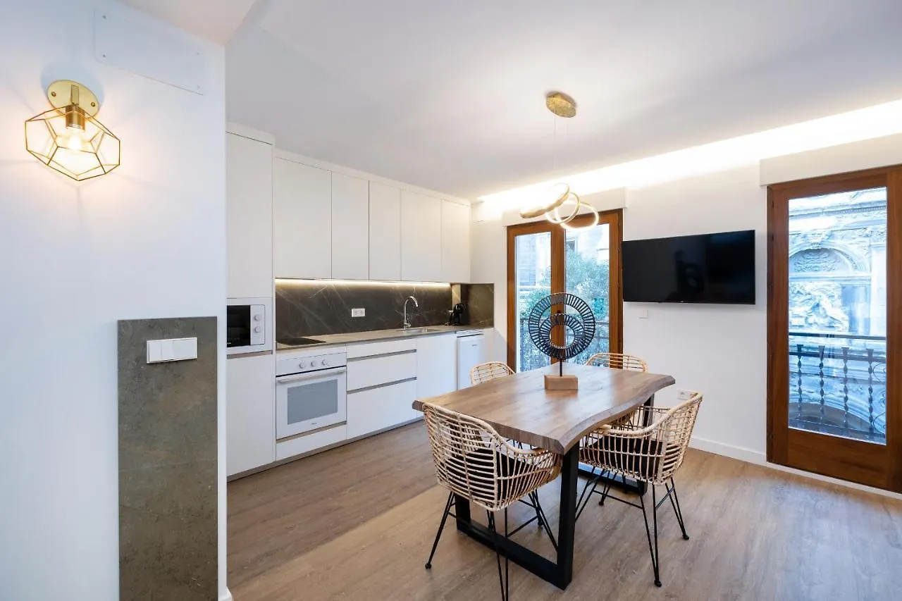 Apartamento San Jeronimo Catedral 2Br Granada